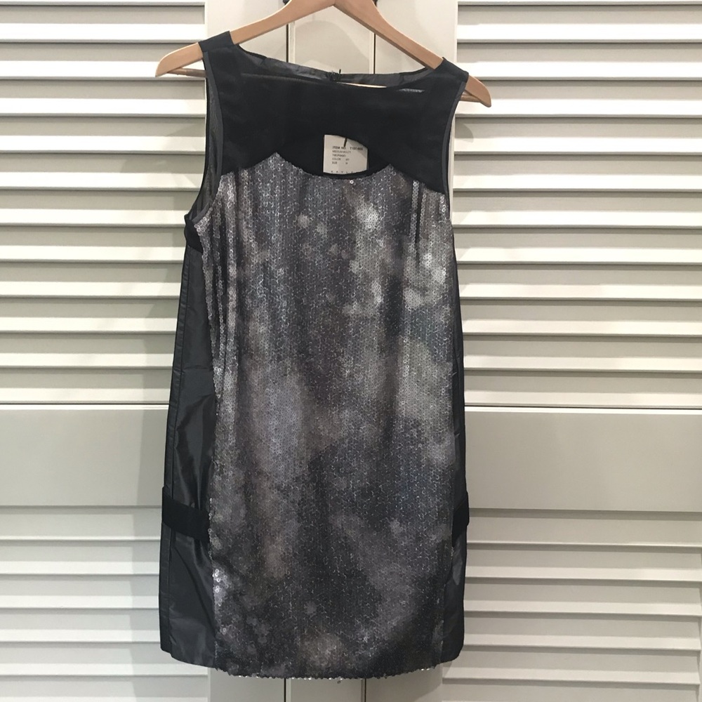 Beautiful, sparkly, black and glitter party dress!